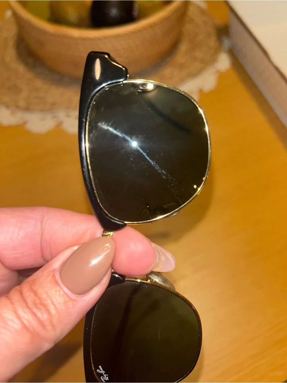 Ray-Ban Clubmaster Sunglasses in Black/Gold w Green Lens no scratches on lenses